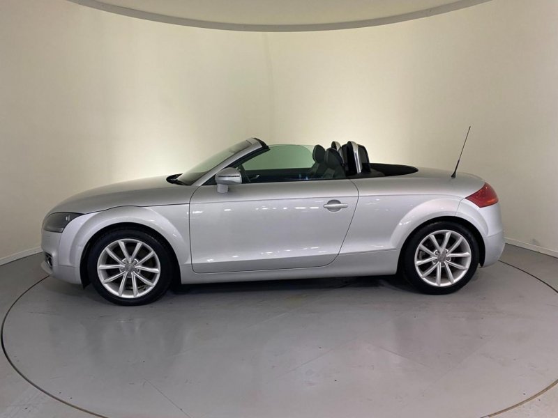 AUDI TT