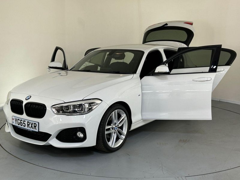 BMW 1 SERIES