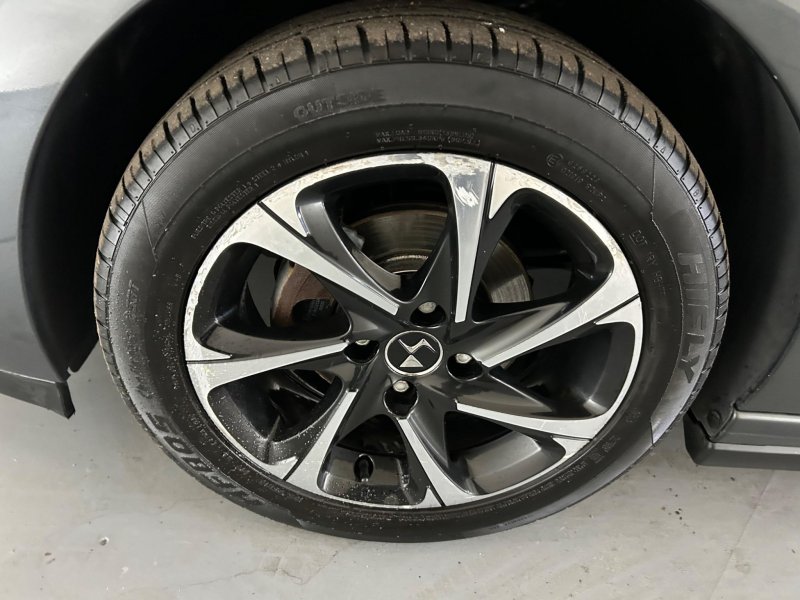 DS AUTOMOBILES DS 3