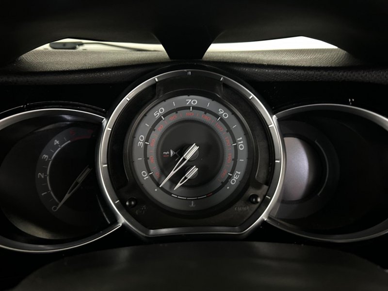 DS AUTOMOBILES DS 3