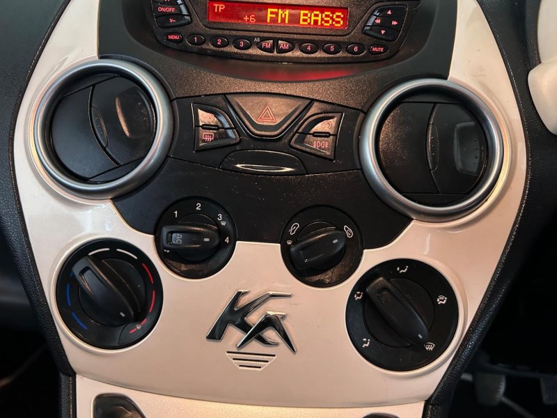 FORD KA