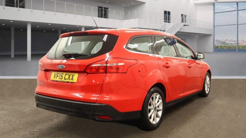 FORD FOCUS