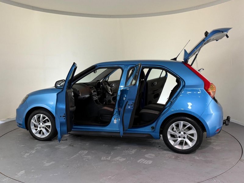 MG MG3