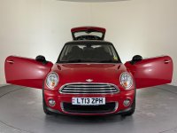 MINI HATCH