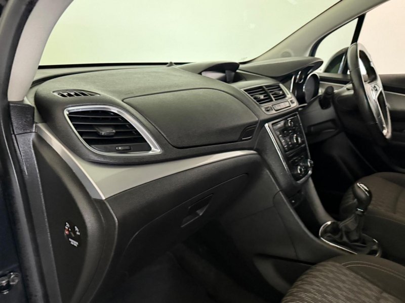 VAUXHALL MOKKA