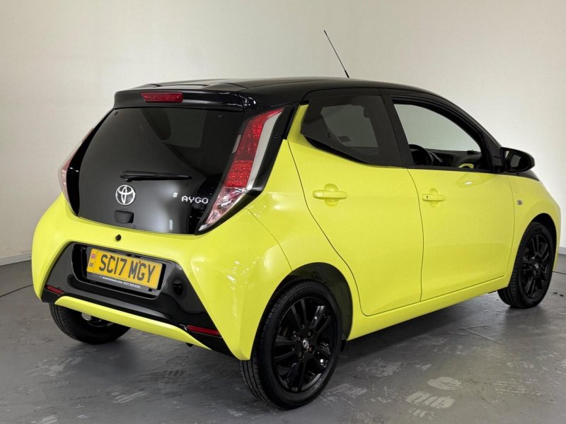 TOYOTA AYGO
