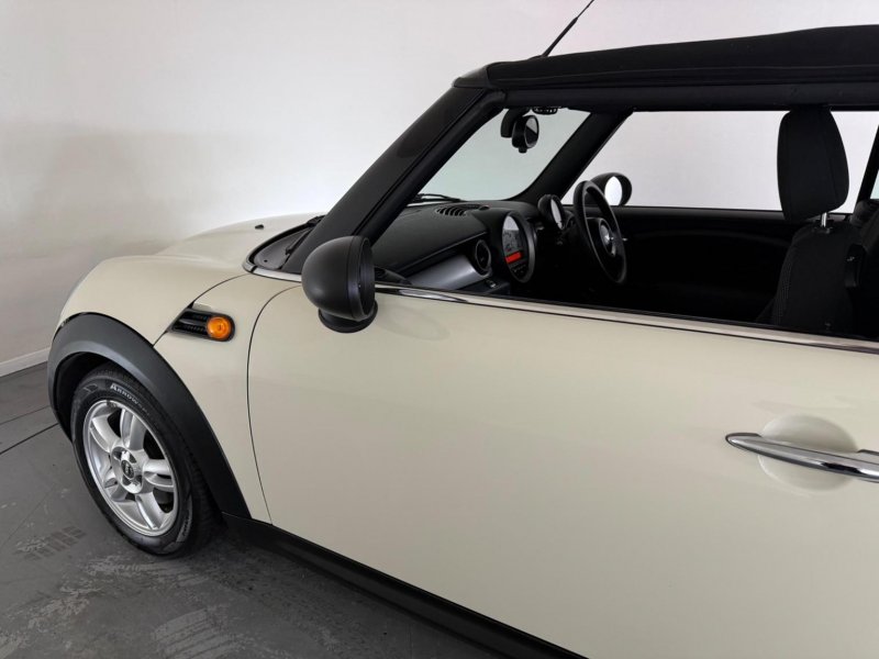 MINI CONVERTIBLE