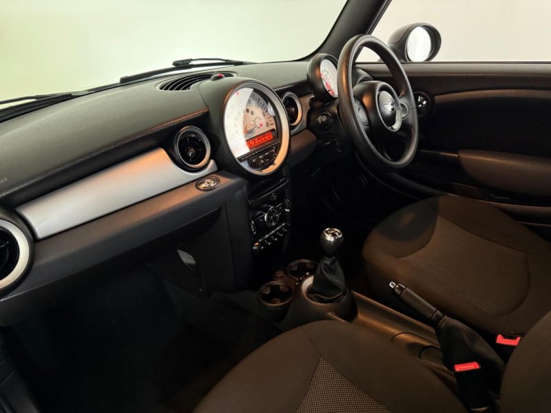 MINI CONVERTIBLE