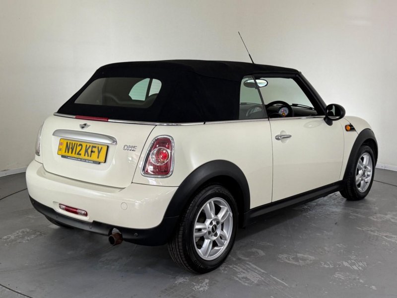 MINI CONVERTIBLE