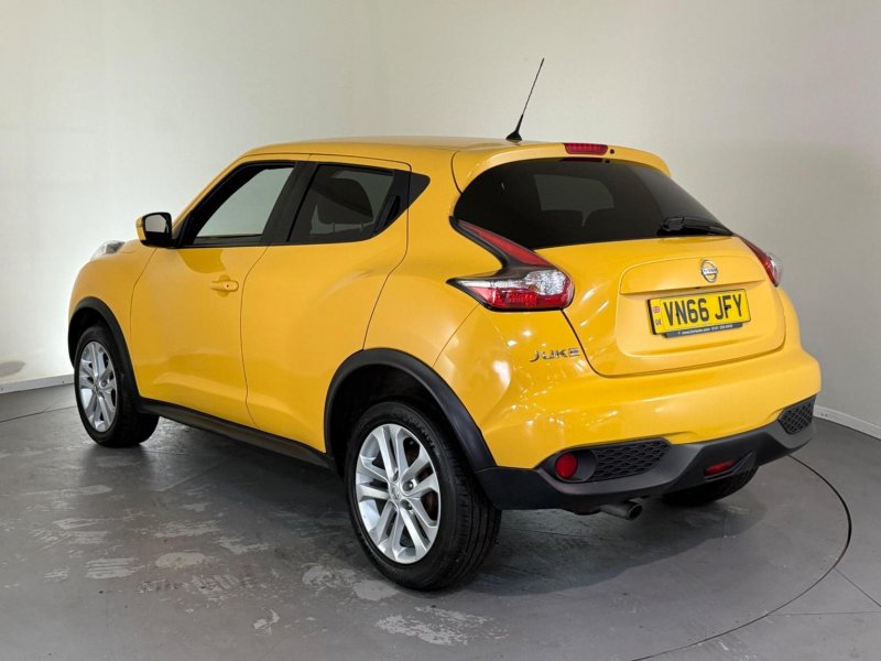 NISSAN JUKE
