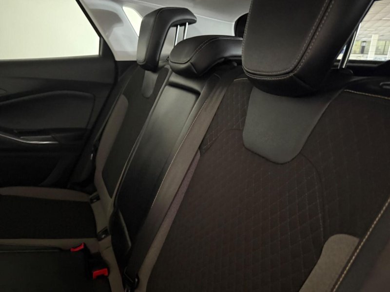 VAUXHALL GRANDLAND X