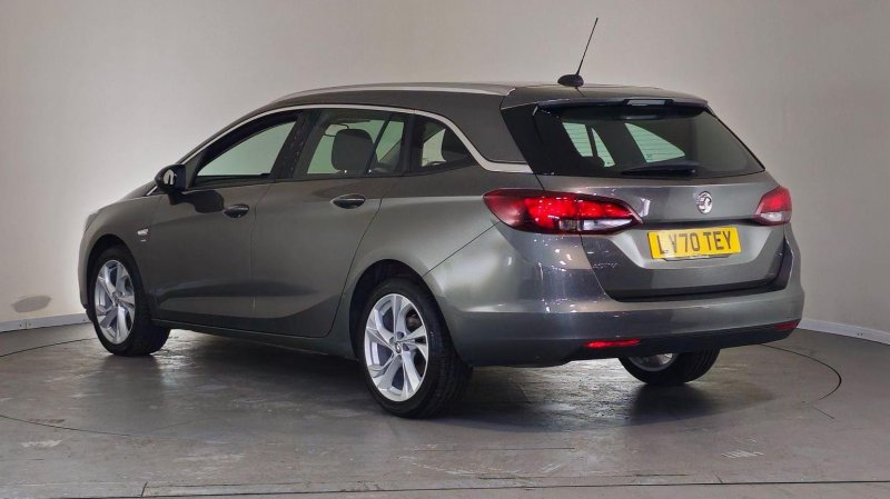 VAUXHALL ASTRA