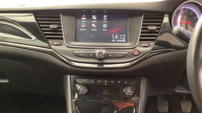 VAUXHALL ASTRA